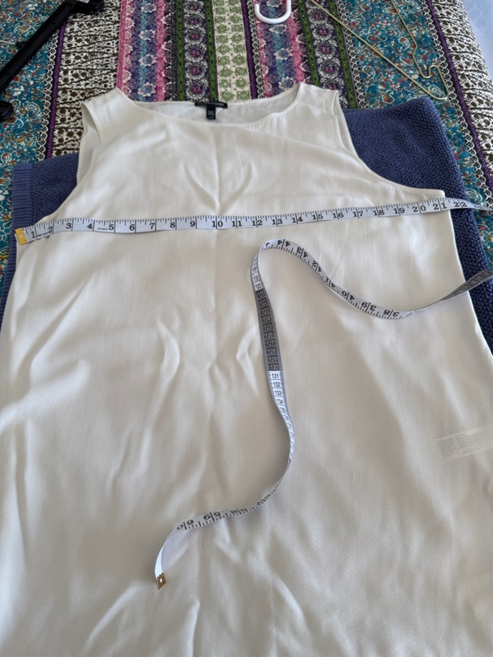 Eileen Fisher Cream Sleeveless Silk Shell Top - Picture 5 of 6